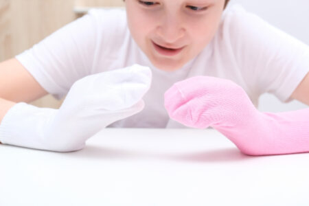 How to Make Hand Puppets Image